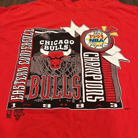 VTG 1993 Chicago Bulls championship tee size XL single stitched competitor tag - Picture 2 of 13